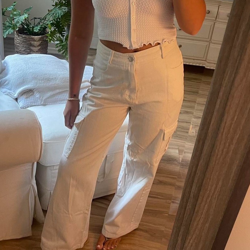 White cargo jeans